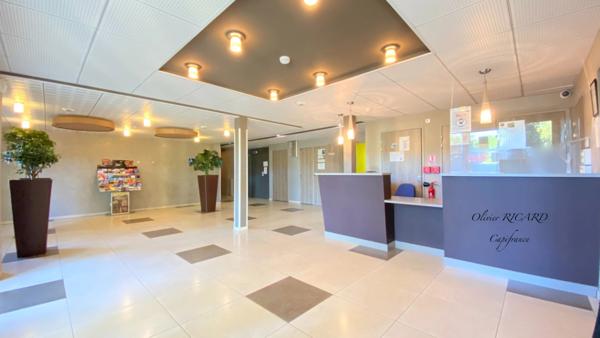 Dpt Hérault (34), à vendre JUVIGNAC Appartement T3 de 66,89 m2 dans résidence avec piscine