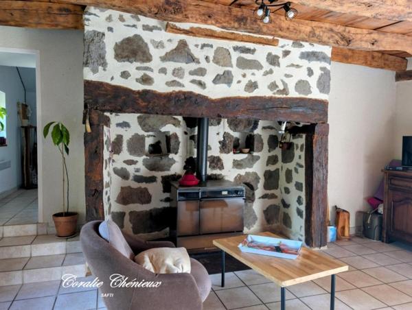 Jolie maison en pierre rénovée