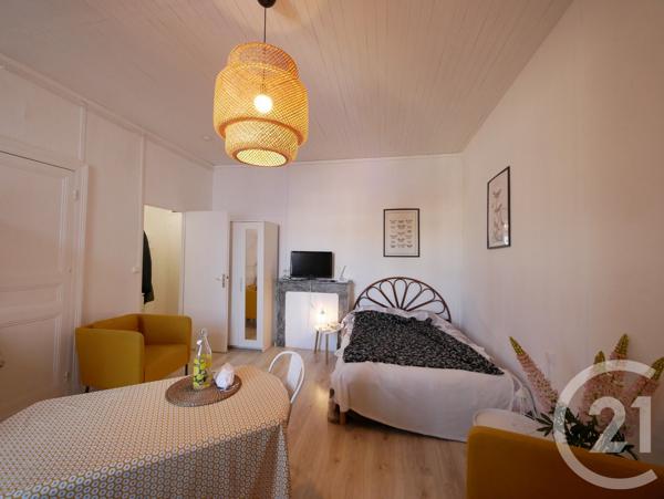 Immeuble à vendre  470 m 2   DAX  - 40