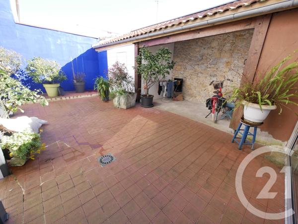 Immeuble à vendre  470 m 2   DAX  - 40