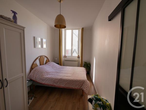 Immeuble à vendre  470 m 2   DAX  - 40