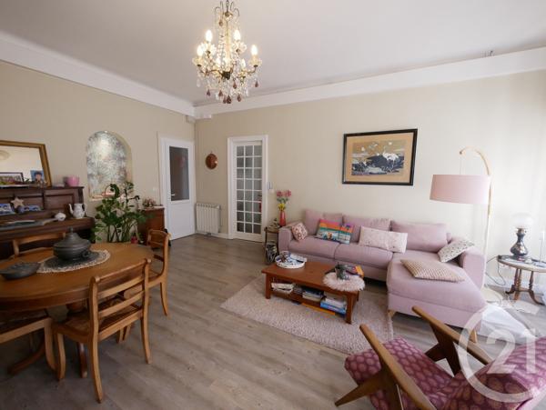 Immeuble à vendre  470 m 2   DAX  - 40