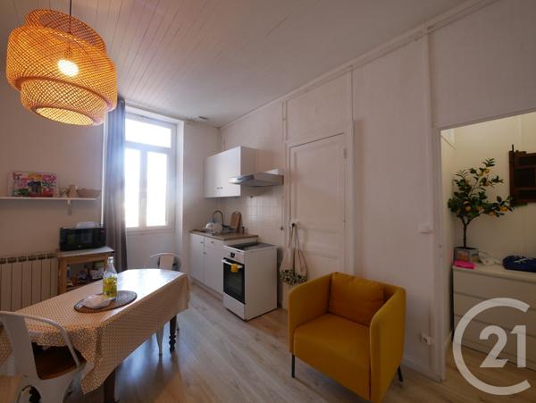 Immeuble à vendre  470 m 2   DAX  - 40