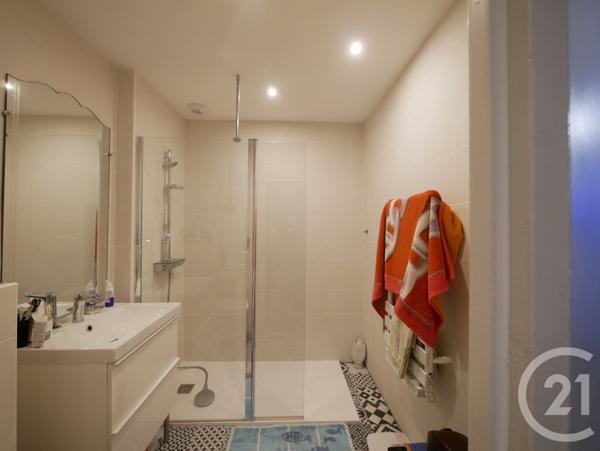 Immeuble à vendre  470 m 2   DAX  - 40