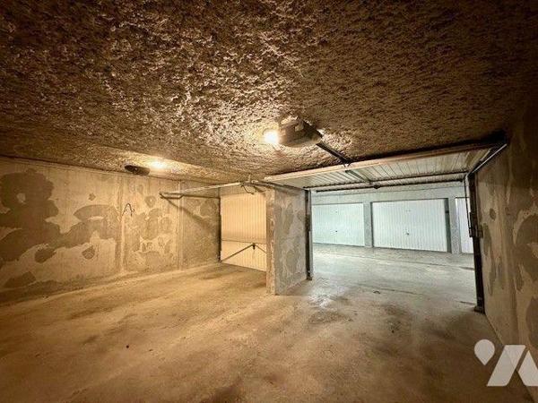 RARE A LA VENTE,
Superbe appartement triplex avec jardin et terrasse à Chambéry.

Dans un qu...