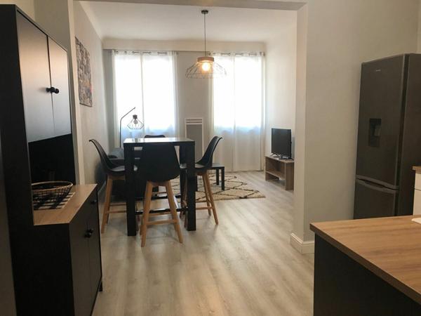 Appartement à louer  2 pièces • 45,21 m2 Saintes