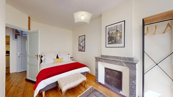 Immeuble Carcassonne : 1 local + 3 appartements T2