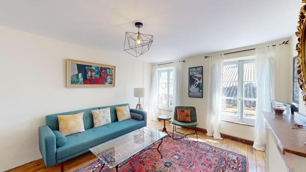 Immeuble Carcassonne : 1 local + 3 appartements T2