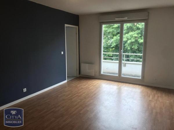 Appartement à louer 2 pièces 56m²