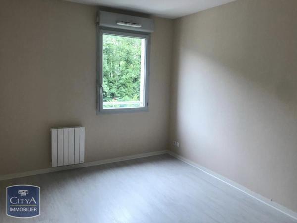 Appartement à louer 2 pièces 56m²