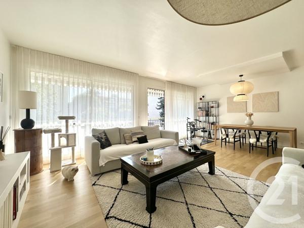 Appartement F6 à vendre  6 pièces - 128 m2 NOISY LE ROI - 78