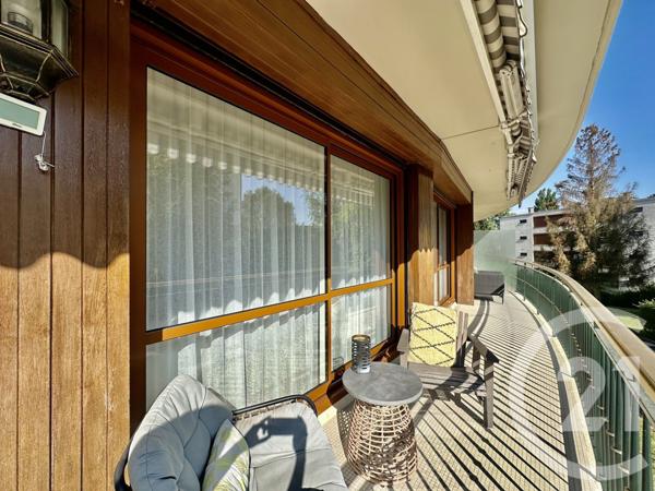 Appartement F6 à vendre  6 pièces - 128 m2 NOISY LE ROI - 78