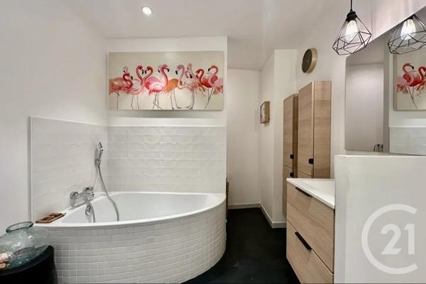 Appartement F6 à vendre  6 pièces - 128 m2 NOISY LE ROI - 78