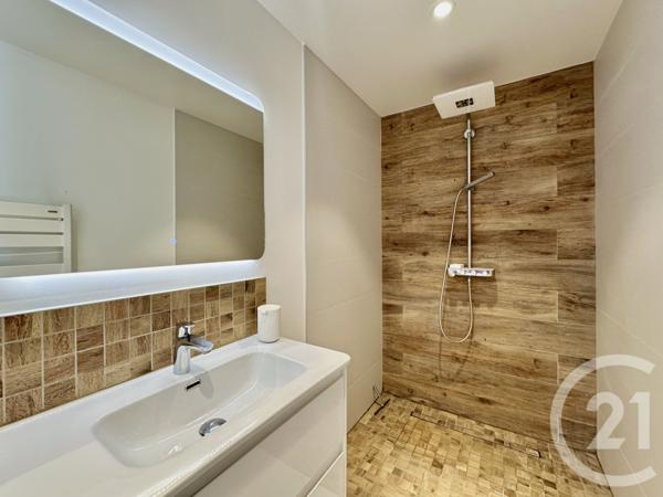 Appartement F6 à vendre  6 pièces - 128 m2 NOISY LE ROI - 78