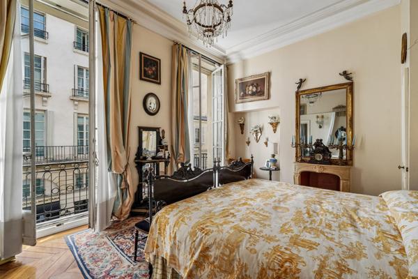 Vente Appartement de luxe Paris 7 4 Pièces 106 m²