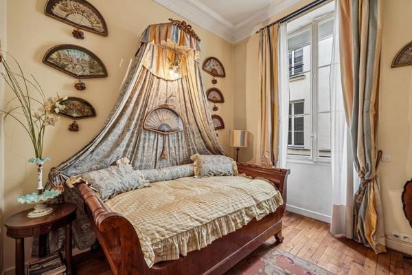 Vente Appartement de luxe Paris 7 4 Pièces 106 m²