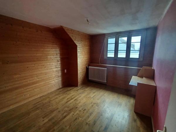 Immeuble 🏢 Local commercial et habitation – Idéal investisseurs ou entrepreneurs – Secteur Redon (35)