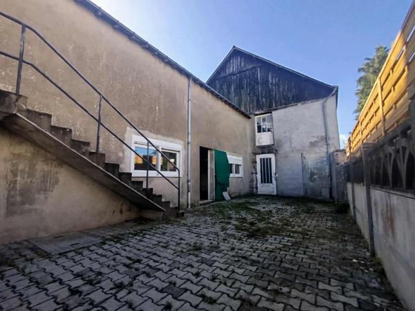 Immeuble 🏢 Local commercial et habitation – Idéal investisseurs ou entrepreneurs – Secteur Redon (35)