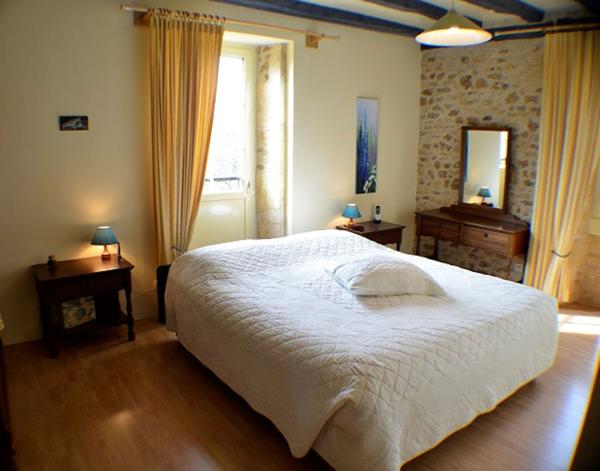 Maison Villefranche Du Perigord 175 m2 sur parc arboré de 1800m²