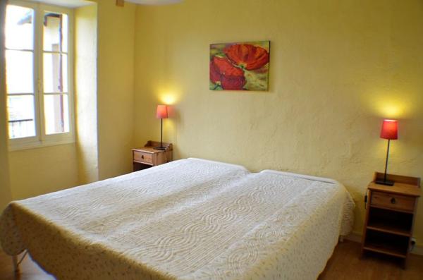 Maison Villefranche Du Perigord 175 m2 sur parc arboré de 1800m²