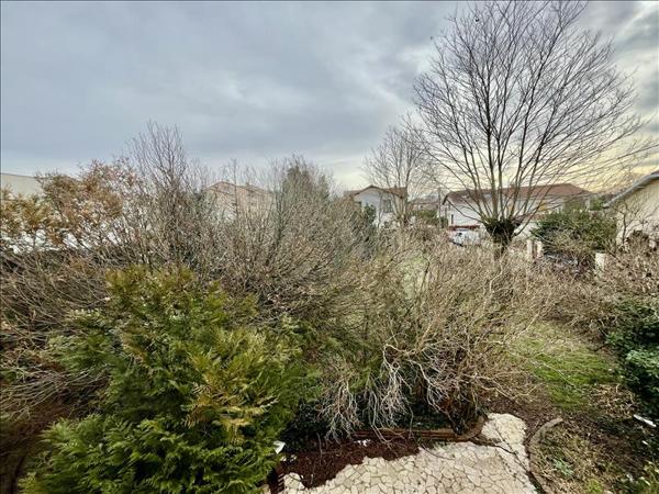 Maison à vendre |  Sathonay-Camp |  7 pièces | 115 m²