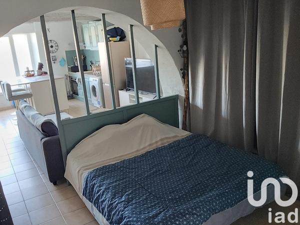 Appartement 2 pièces de 44 m² à Solliès-Ville (83210)