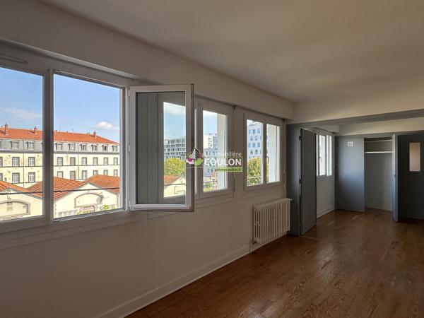 Appartement en location à Clermont-Ferrand Quartier République/Montferrand