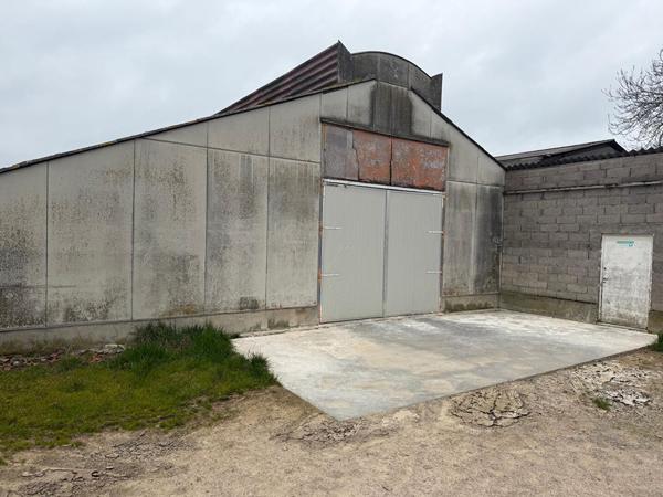 Entrepôt / local industriel 1200 m2 , Combronde