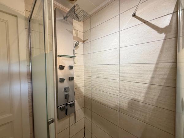 Appartement à vendre 5 pièces LE CHAMBON FEUGEROLLES (42)