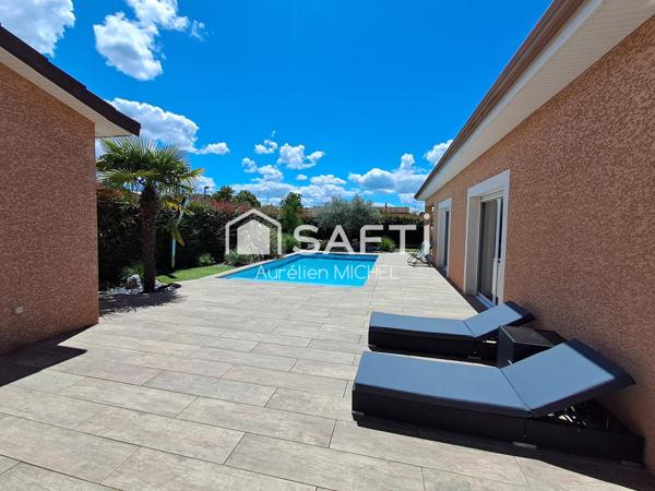 Magnifique villa de plain pied avec 5 chambres et prestations de qualité