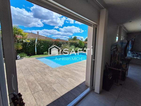 Magnifique villa de plain pied avec 5 chambres et prestations de qualité