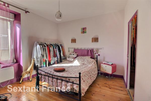 Courpière, Maison de ville 4 pièces 78m²