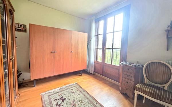 Maison à vendre    6 pièces •  Triel-sur-Seine