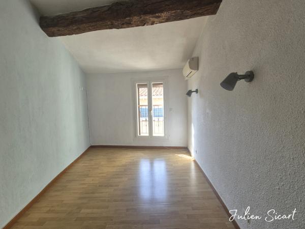 Grande maison de village en 3 faces avec extérieur et garage !