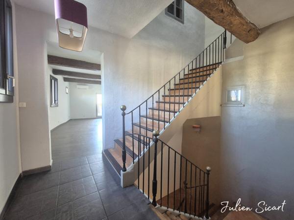 Grande maison de village en 3 faces avec extérieur et garage !