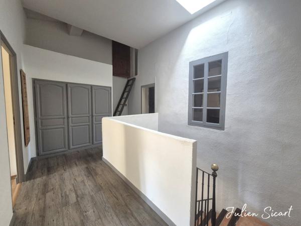 Grande maison de village en 3 faces avec extérieur et garage !