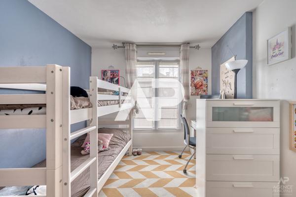 Appartement Rueil Malmaison 3 pièce(s) 64 m2 385 000 € ** - Référence 19197