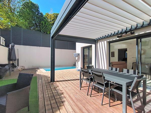 Saint-Aygulf, maison individuelle centre ville 3 chambres piscine