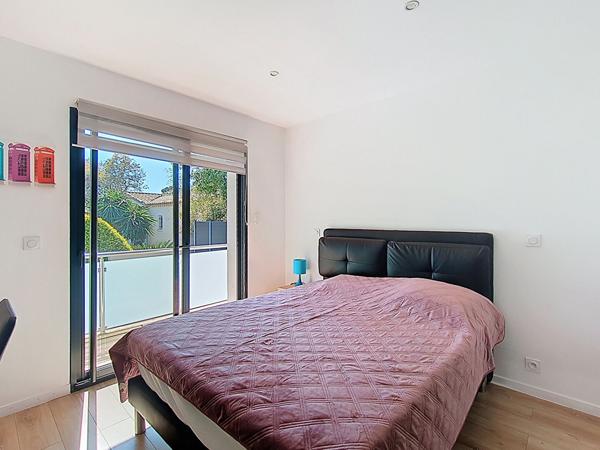 Saint-Aygulf, maison individuelle centre ville 3 chambres piscine