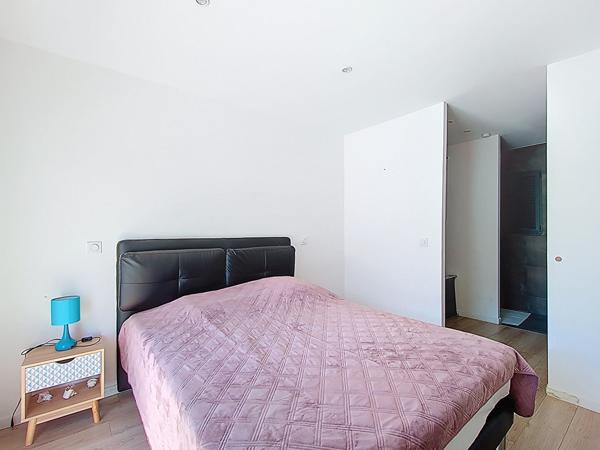 Saint-Aygulf, maison individuelle centre ville 3 chambres piscine