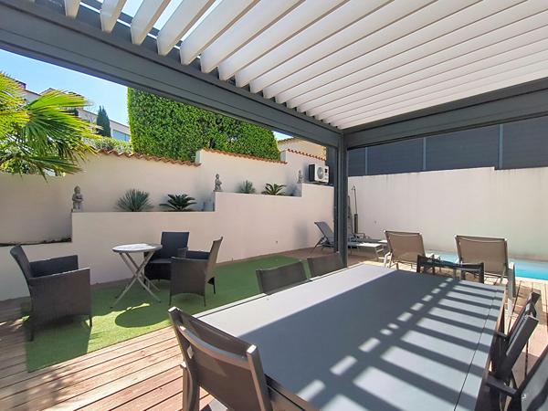 Saint-Aygulf, maison individuelle centre ville 3 chambres piscine