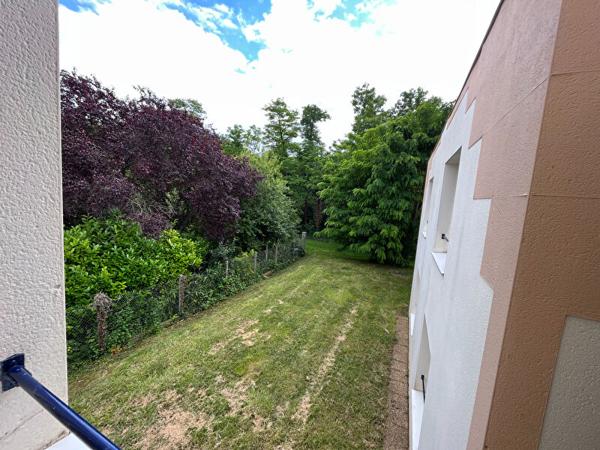 Studio de 19,26 m² PROCHE PARC DE LA ROSERAIE