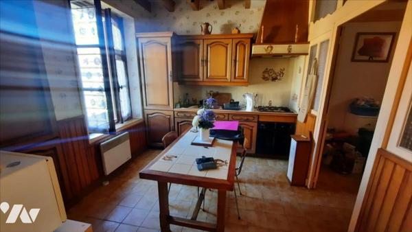 EXCLUSIF VICQ SUR NAHON