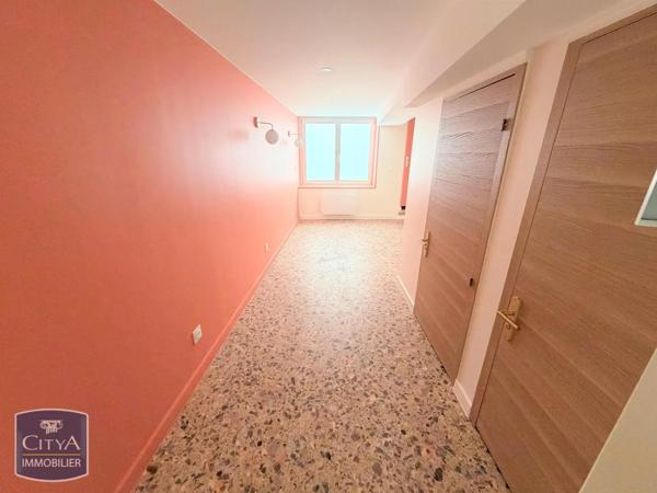 Appartement à louer 1 pièce 28m² Laon (02000)