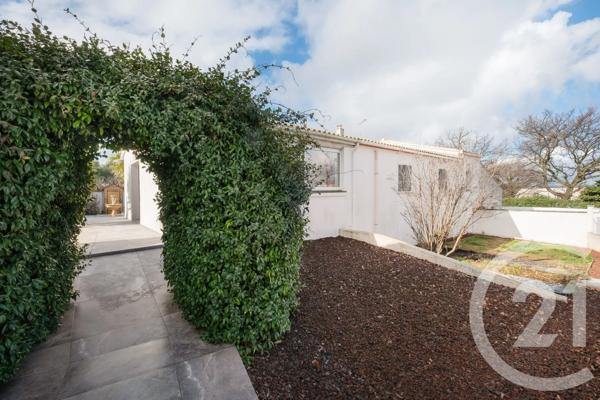 Maison à vendre  6 pièces - 129,03 m 2   BEAUVOISIN  - 30