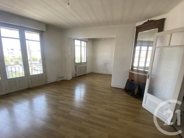 Appartement F4 à vendre  4 pièces - 95,48 m 2   AUREILHAN  - 65
