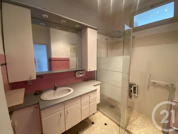 Appartement F4 à vendre  4 pièces - 95,48 m 2   AUREILHAN  - 65