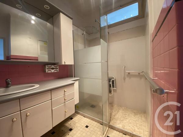 Appartement F4 à vendre  4 pièces - 95,48 m 2   AUREILHAN  - 65