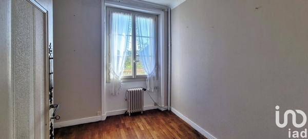 Maison traditionnelle 6 pièces de 133 m² à Riantec (56670)