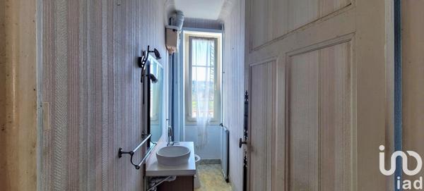 Maison traditionnelle 6 pièces de 133 m² à Riantec (56670)